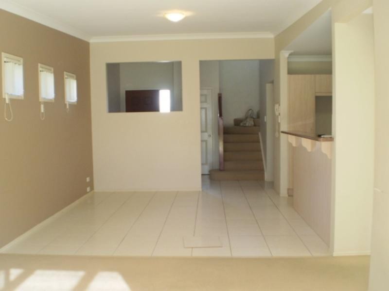 Hope Island QLD 4212