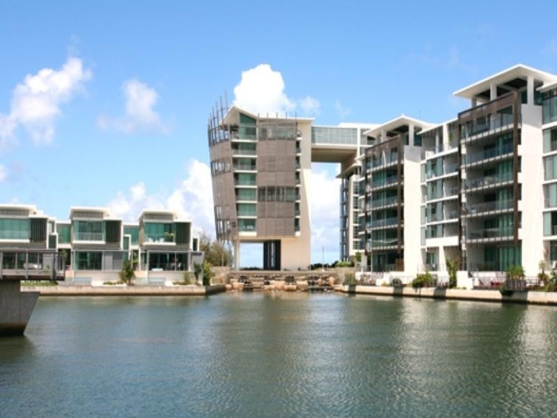 Paradise Point QLD 4216