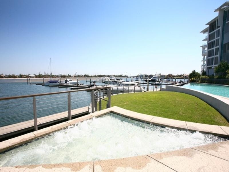 Paradise Point QLD 4216