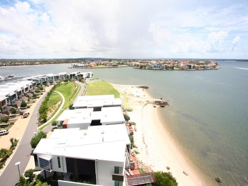 Paradise Point QLD 4216