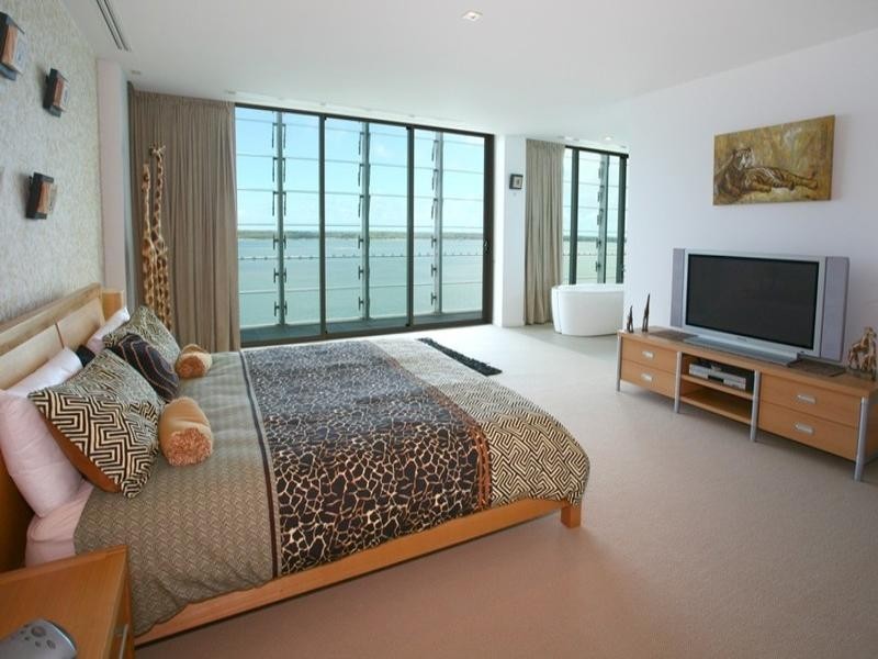 Paradise Point QLD 4216