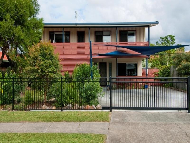 42 Coombabah Road, Biggera Waters QLD 4216