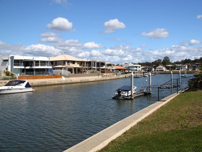 39 North Quay Drive, Biggera Waters QLD 4216