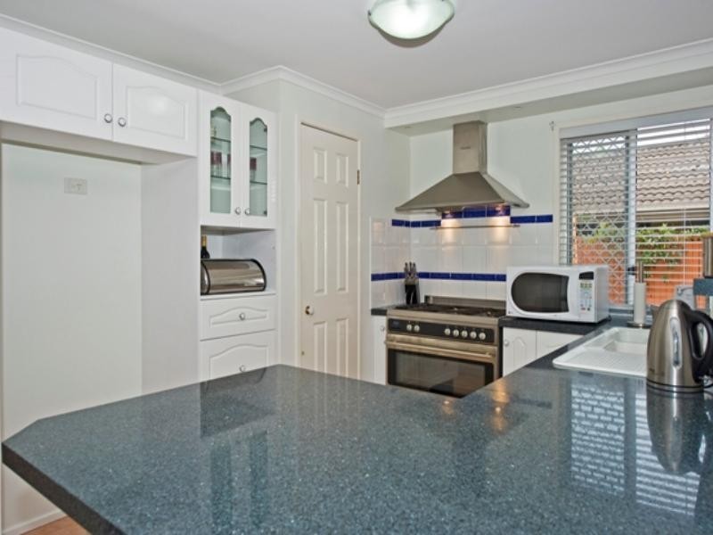 24 Shinnecock Close, Hope Island QLD 4212