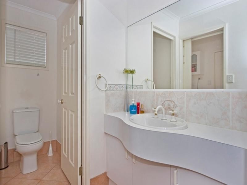 24 Shinnecock Close, Hope Island QLD 4212