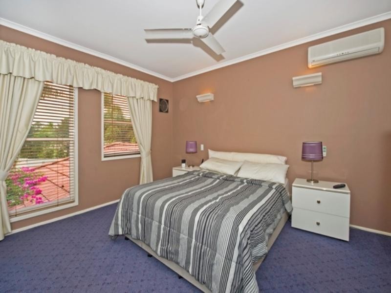 24 Shinnecock Close, Hope Island QLD 4212