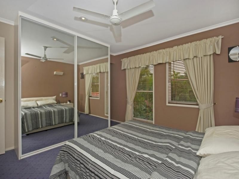 24 Shinnecock Close, Hope Island QLD 4212