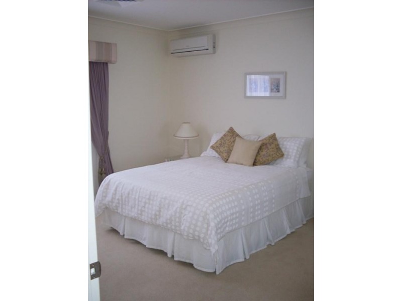 Paradise Point QLD 4216