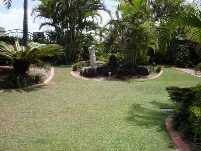 Paradise Point QLD 4216