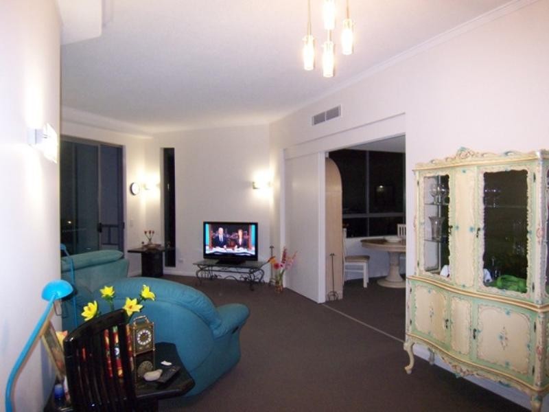 15I Harmony/28 Bayview Street, Runaway Bay QLD 4216