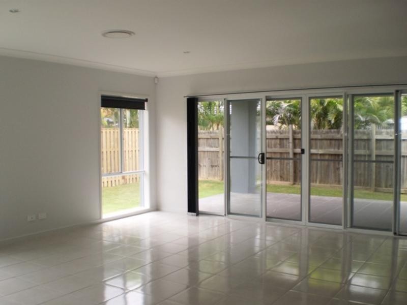 Hope Island QLD 4212