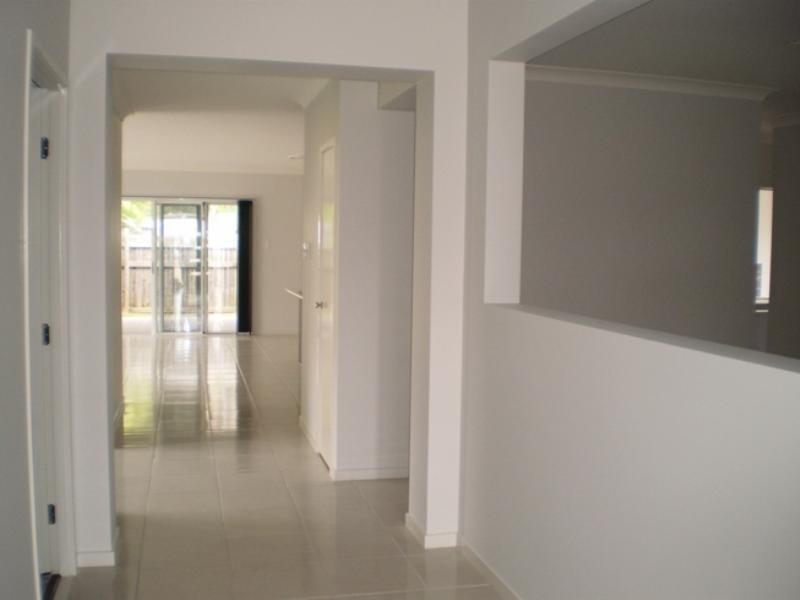 Hope Island QLD 4212