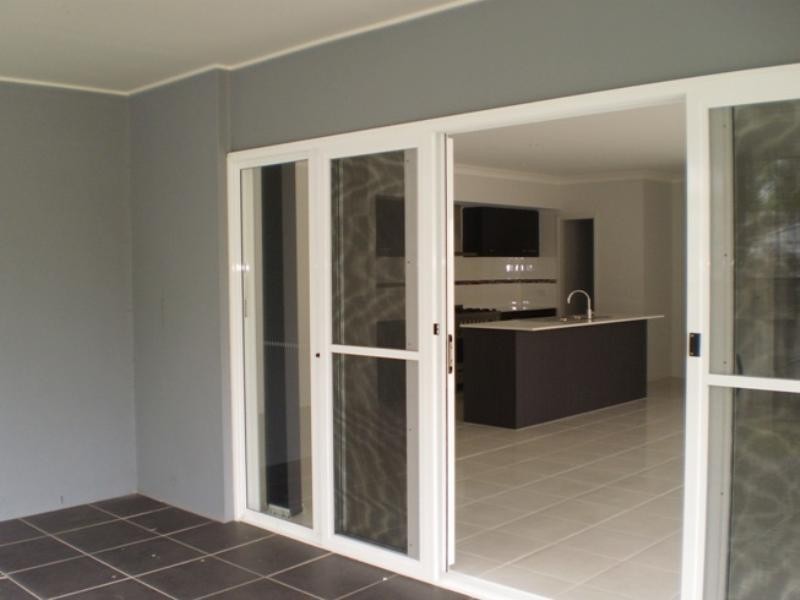 Hope Island QLD 4212