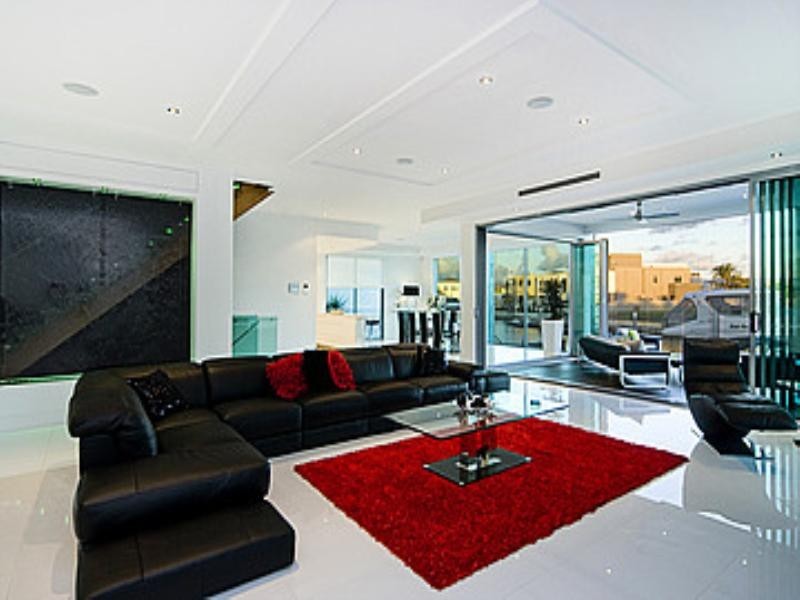 38 Knightsbridge Parade, Paradise Point QLD 4216