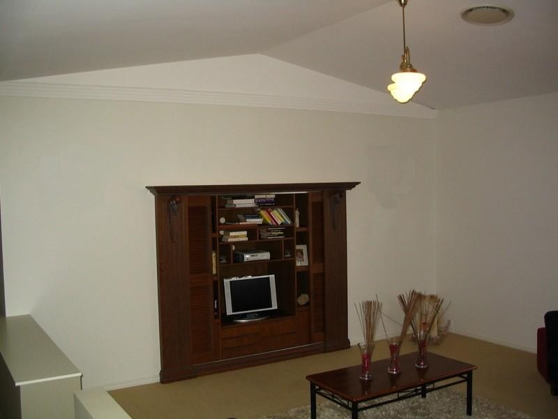 14 Kirdford Court, Arundel QLD 4214