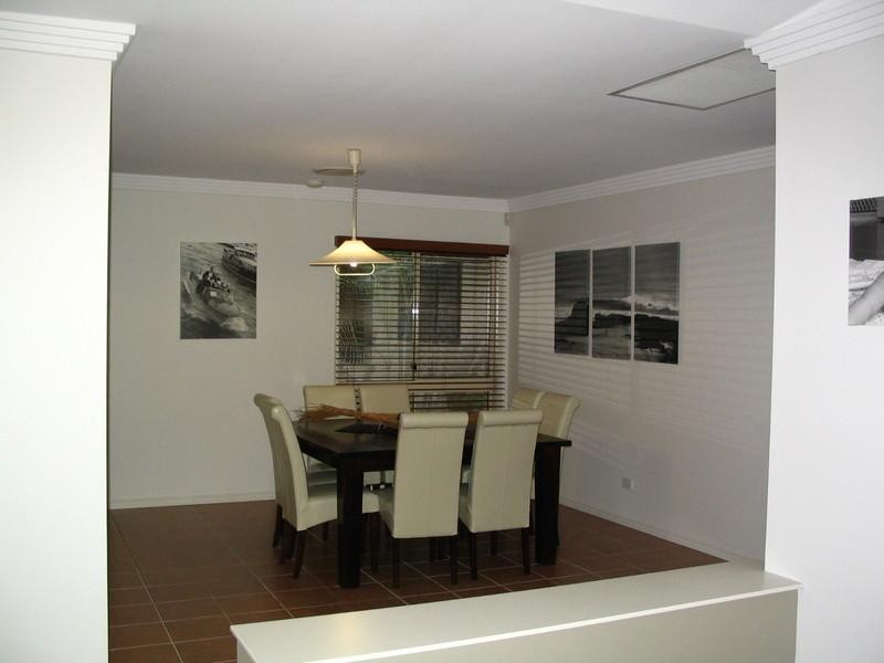 14 Kirdford Court, Arundel QLD 4214