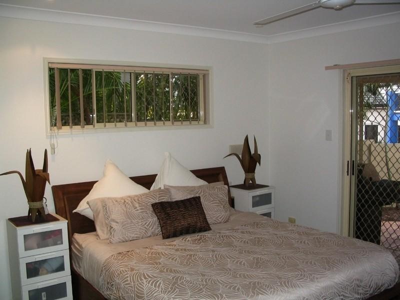 14 Kirdford Court, Arundel QLD 4214