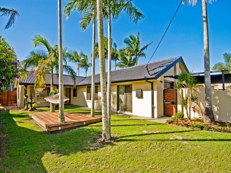 53 Hansford Road, Coombabah QLD 4216