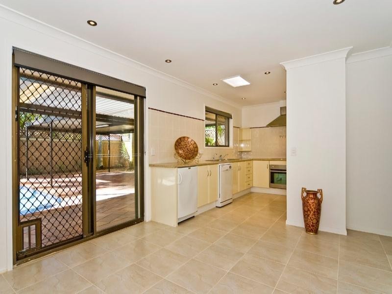 53 Hansford Road, Coombabah QLD 4216