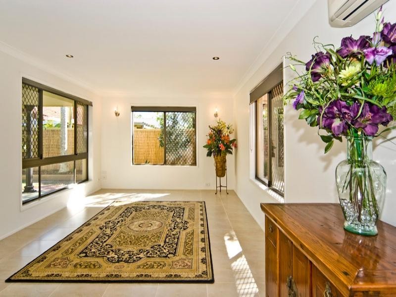 53 Hansford Road, Coombabah QLD 4216