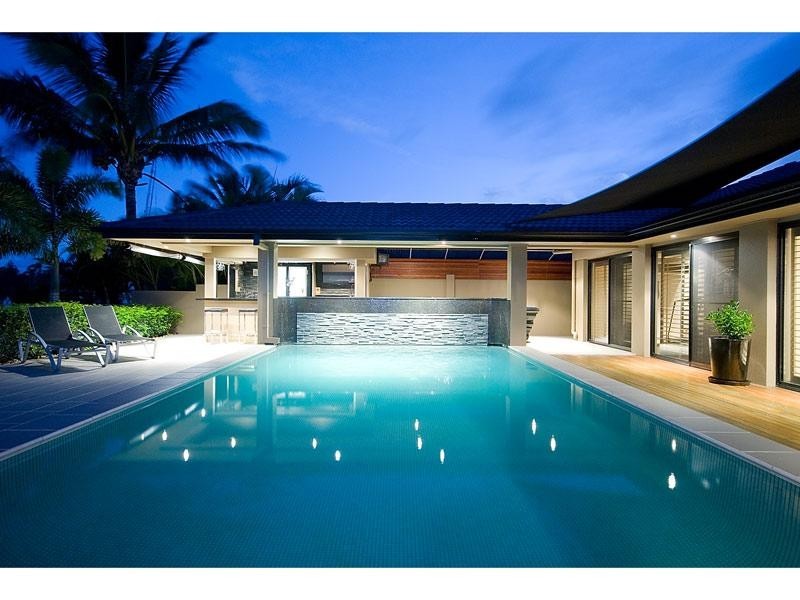 345 Bayview Street, Hollywell QLD 4216