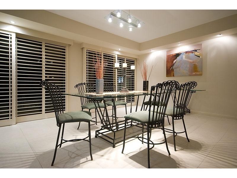 345 Bayview Street, Hollywell QLD 4216