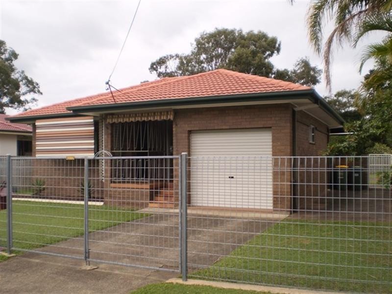 32 Ward Street, Southport QLD 4215