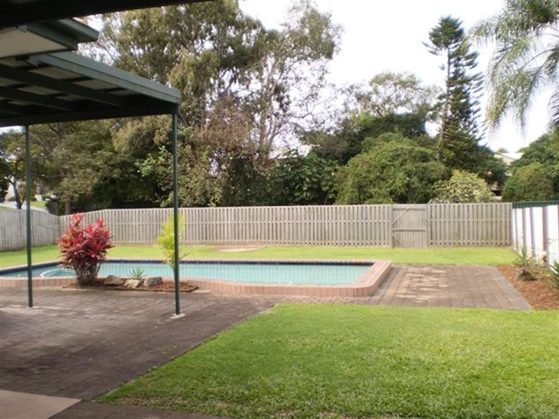 32 Ward Street, Southport QLD 4215