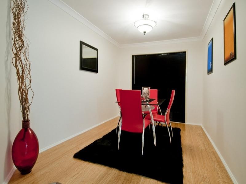 9 Waranga Way, Coombabah QLD 4216