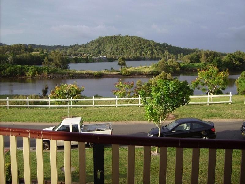 16 Brittany Drive, Oxenford QLD 4210