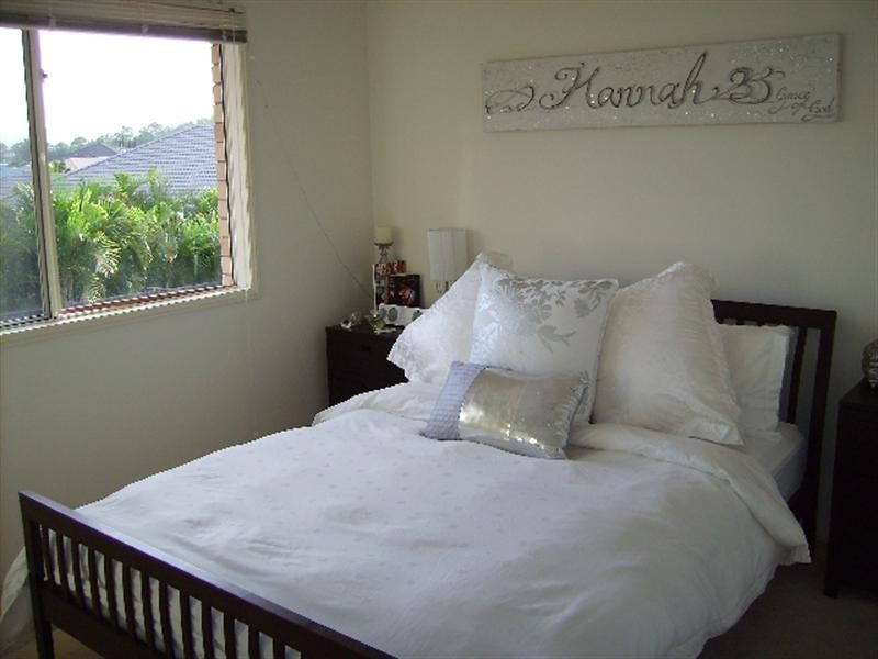 16 Brittany Drive, Oxenford QLD 4210