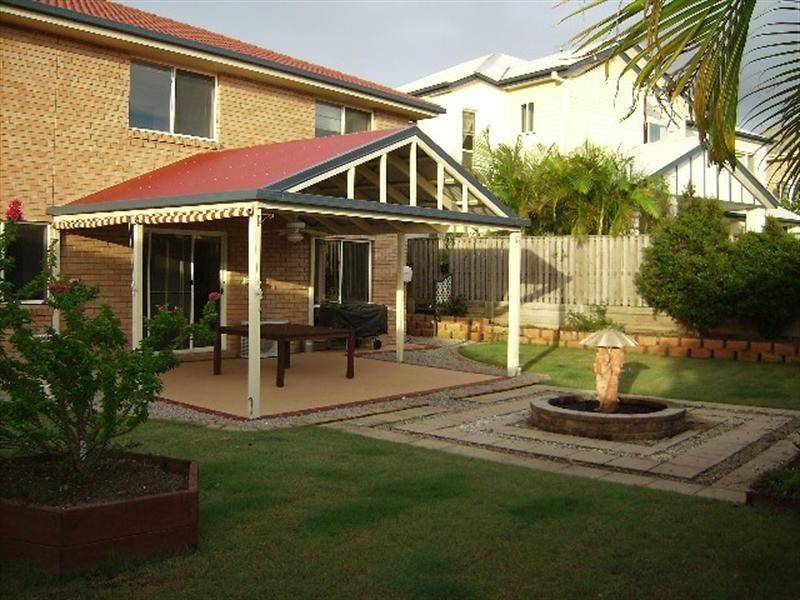 16 Brittany Drive, Oxenford QLD 4210