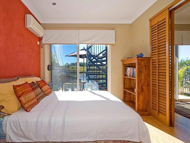 Hope Island QLD 4212