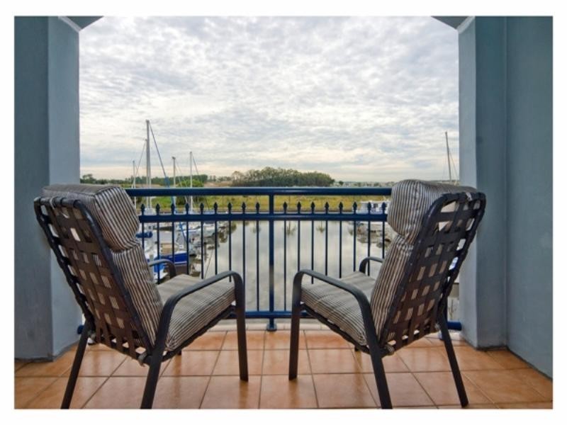 Hope Island QLD 4212