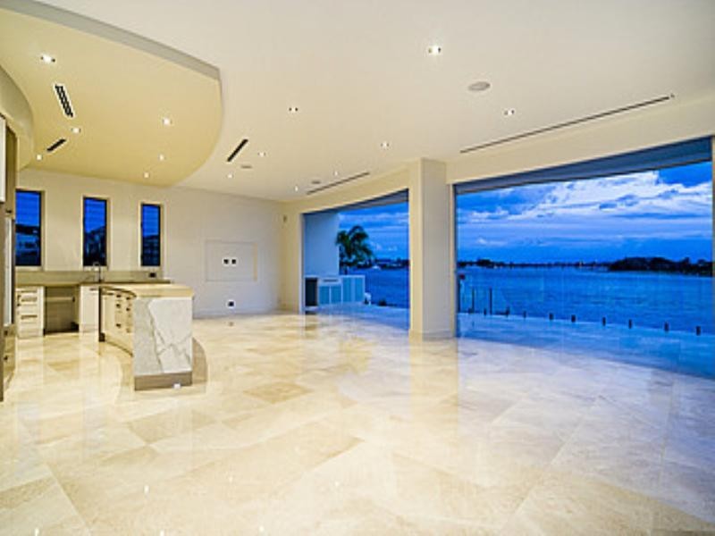 Paradise Point QLD 4216