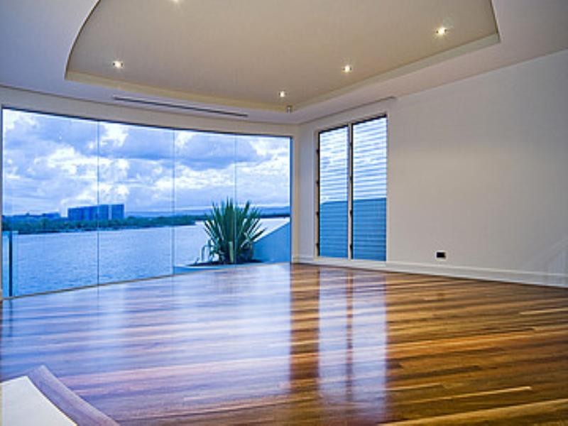 Paradise Point QLD 4216