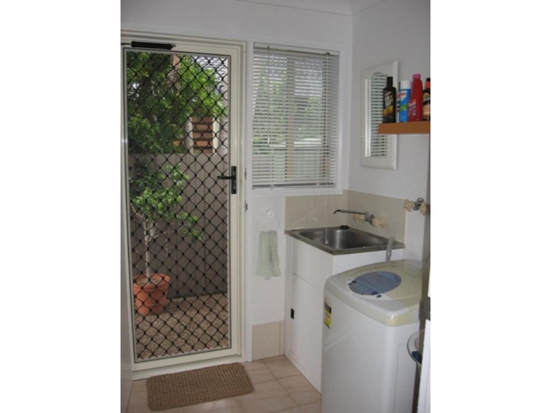 Paradise Point QLD 4216