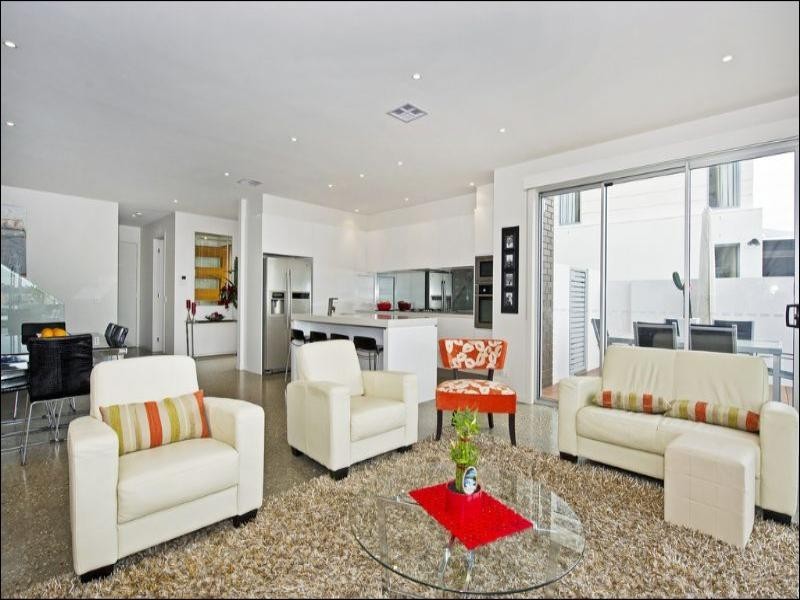 1/45 Compass Drive, Biggera Waters QLD 4216