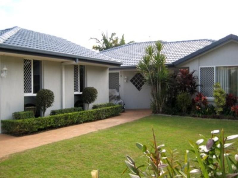 95 Limetree Parade, Runaway Bay QLD 4216