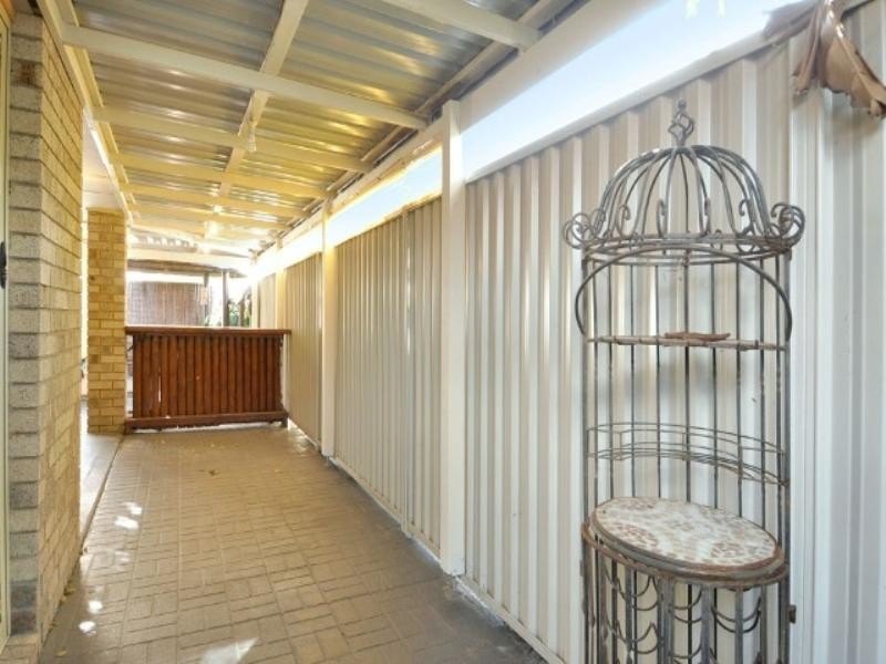 27 Numbat Court West, Coombabah QLD 4216