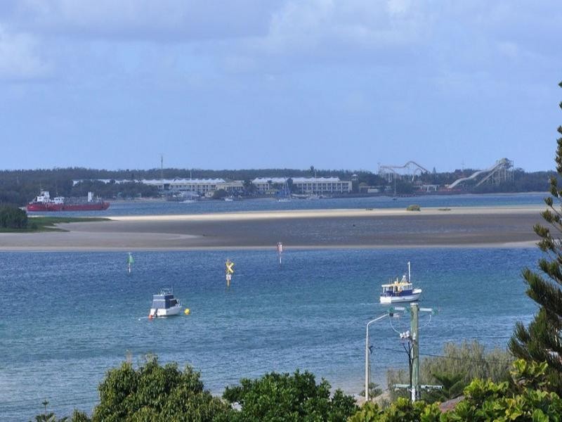Unit/15 Brighton Street, Biggera Waters QLD 4216