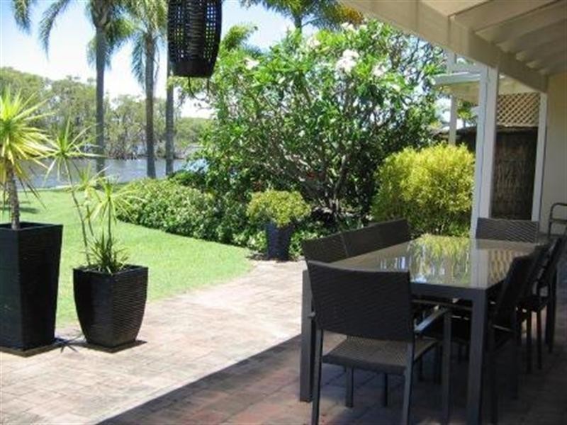 Hope Island QLD 4212