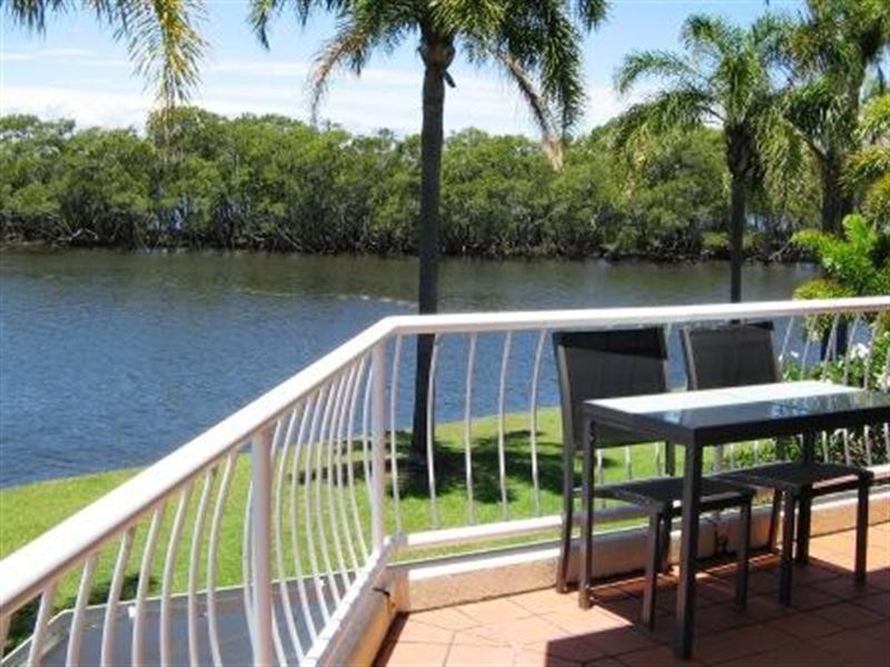 Hope Island QLD 4212