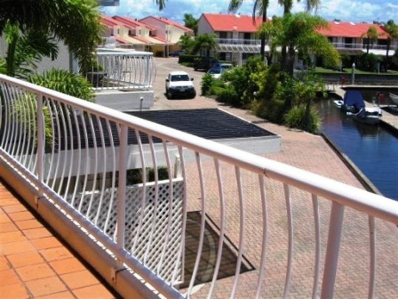 Hope Island QLD 4212