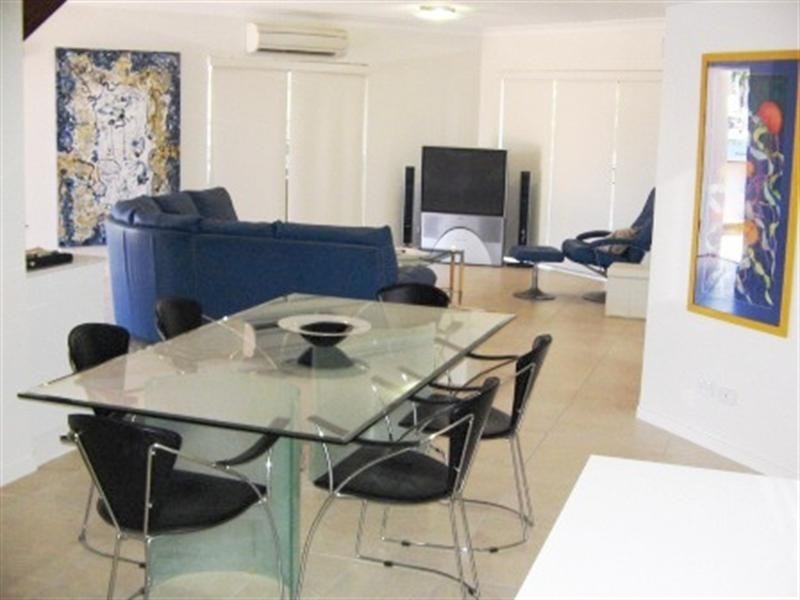 Hope Island QLD 4212