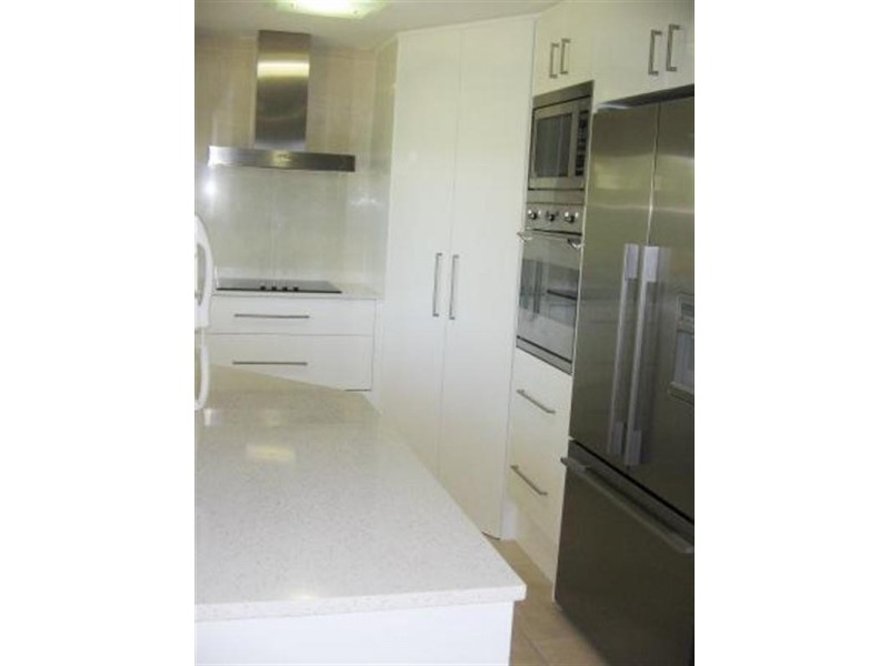 Hope Island QLD 4212