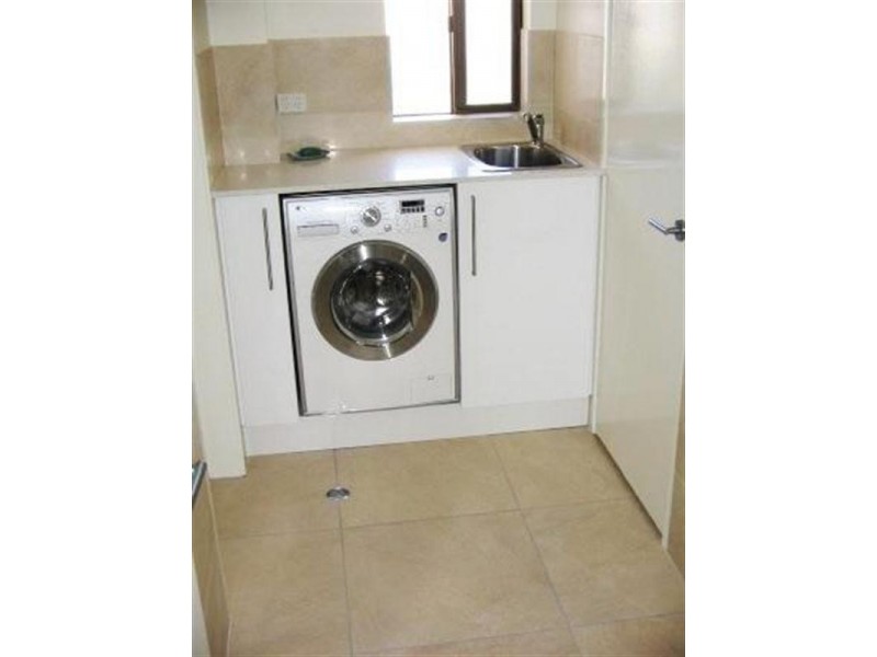 Hope Island QLD 4212