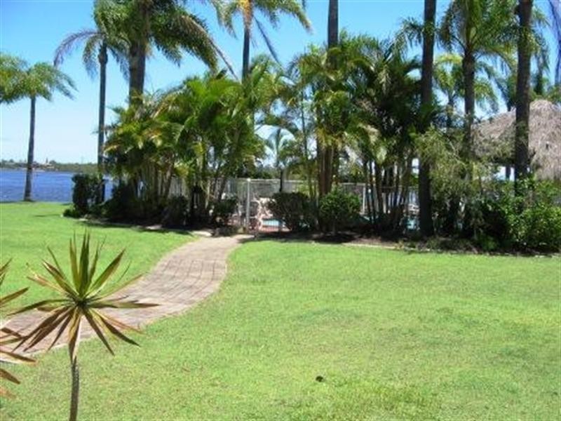 Hope Island QLD 4212