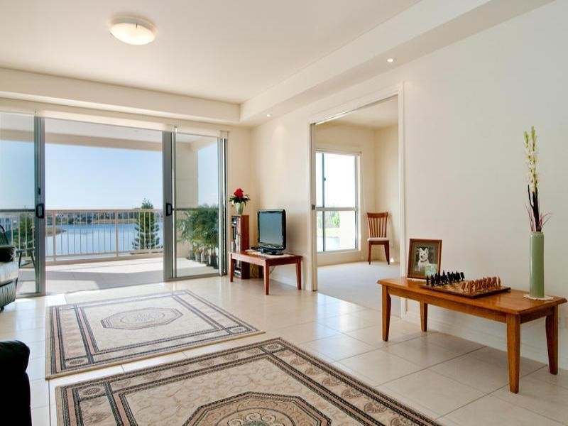 8313/8317 Magnolia Drive, Hope Island QLD 4212