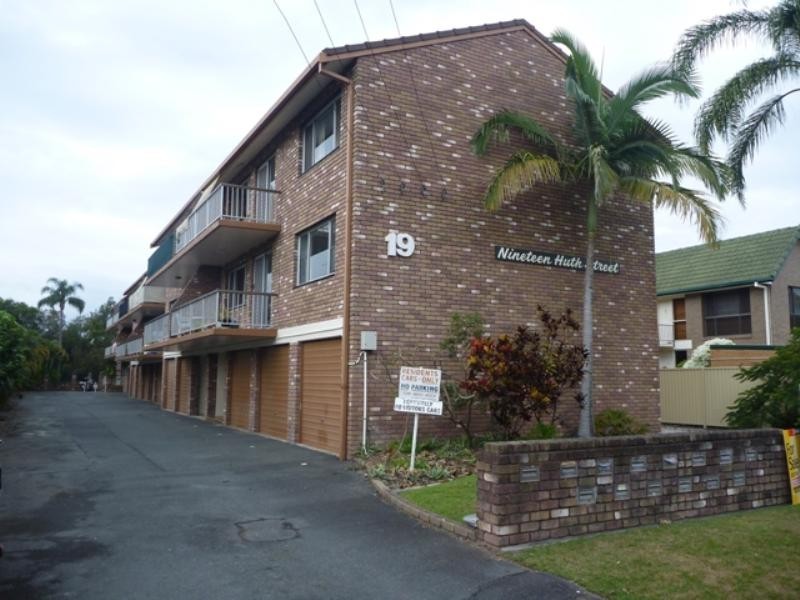 8/19 Huth Street, Labrador QLD 4215